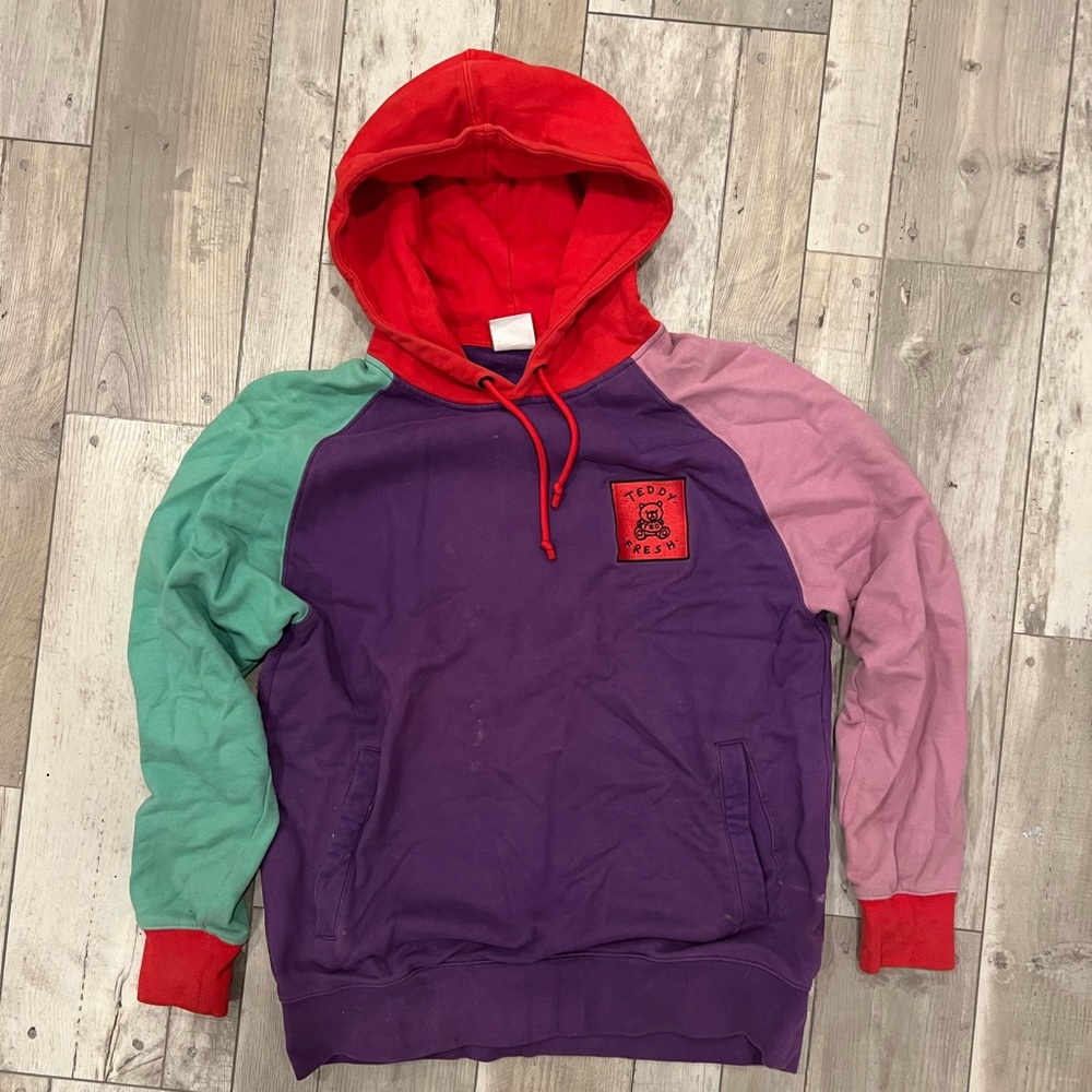 TEDDY FRESH COLORBLOCK SWEATSHIRT SIZE LARGE